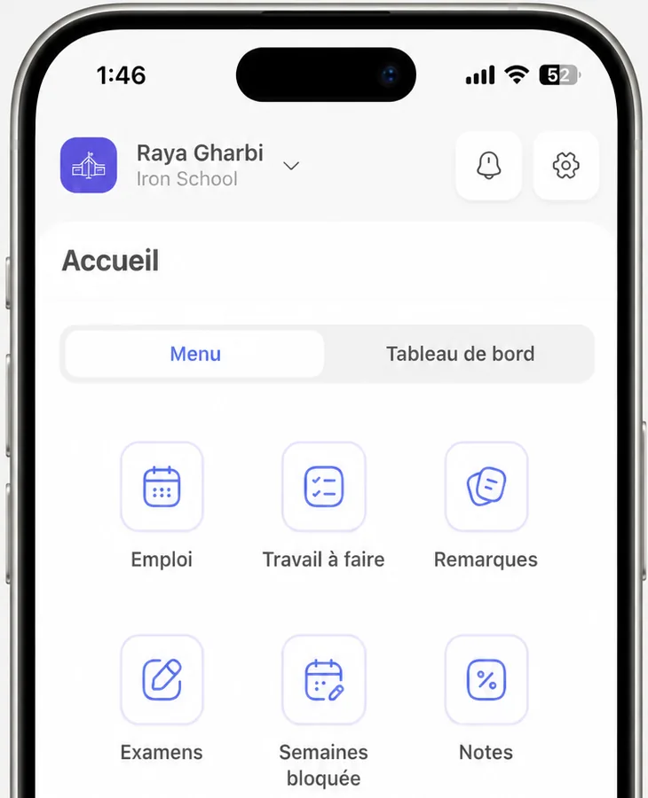 شاشة Iron School الرئيسية لولي الأمر بمعلومات طالب وهمية